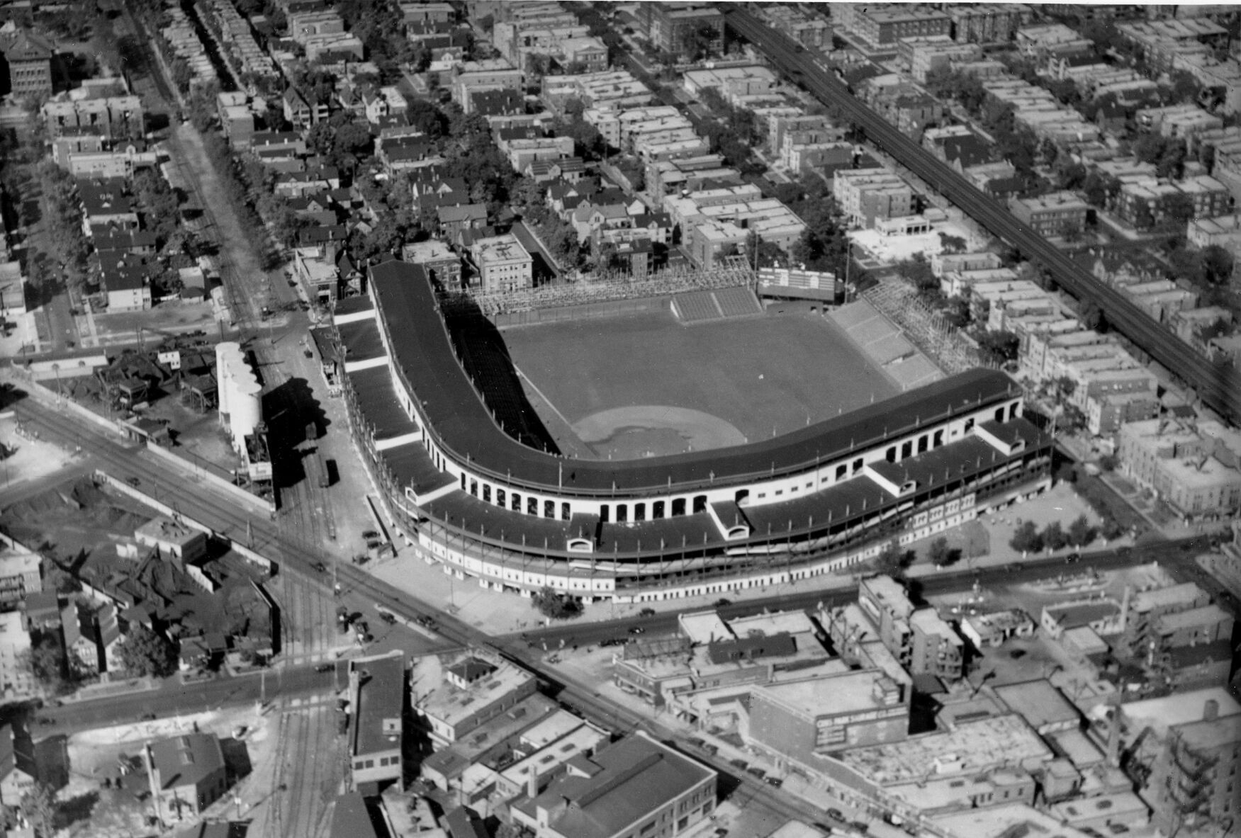 1916: Wrigley Field